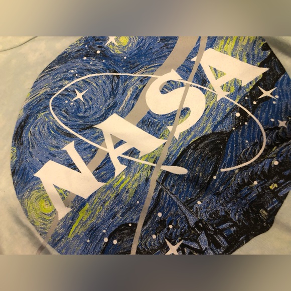 NASA Van Gogh crop tee size M free w purchase - Picture 6 of 7